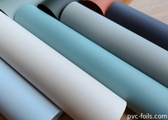 Película decorativa de PVC de color sólido súper mate para la laminación de puertas interiores