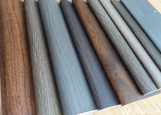 Película de laminación de PVC de grano de madera de roble natural para perfiles de ventanas y puertas
