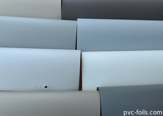 Película decorativa de PVC resistente al amarilleo para perfiles de WPC Película de envoltura espesor 0,14 mm