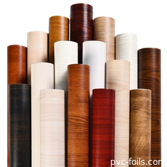 Película decorativa de PVC amigable para el bricolaje para la transformación de muebles acabado de grano de madera mate