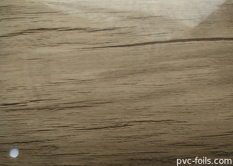 La hoja de madera de la membrana del PVC del grano para los gabinetes de las puertas del MDF de los muebles grabó en relieve