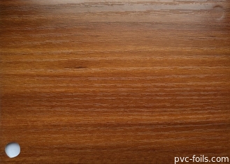 Película decorativa del PVC del grano de madera de 120 micrones para el embalaje del tablero que bordea