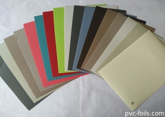 Los proveedores del carrete de película del Pvc del Mdf grabaron en relieve el mate del color sólido