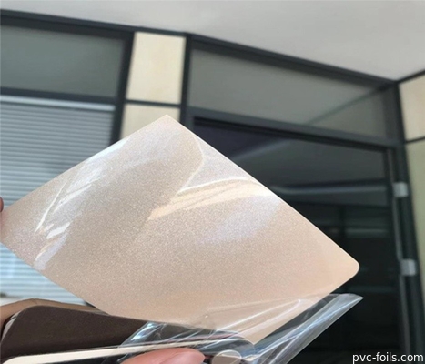 alta película del PVC del lustre de 1400m m para el rasguño anti de la decoración de la puerta de los muebles