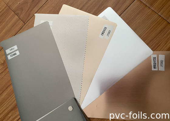 La plata versátil de la meta cepilla la película decorativa del PVC del color para el panel del aparato electrodoméstico