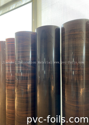Película decorativa de PVC de grano de madera de alto brillo para laminación plana Ancho 1260 mm
