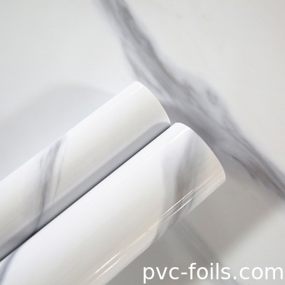 Película de laminado de PVC para ventanas de plástico espesor 180 micrones,ancho 620 mm
