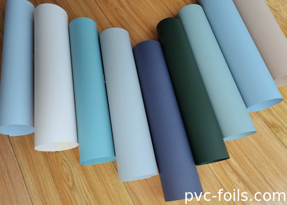Rollo de película decorativa de PVC anti-huellas dactilares de toque suave para prensa de membrana