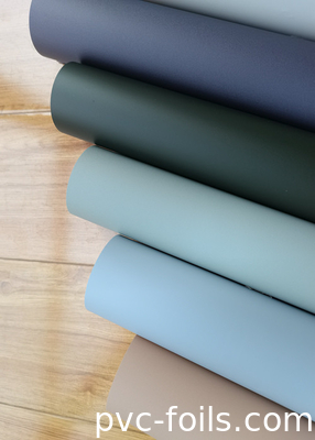 Película decorativa impermeable de PVC autoadhesivo de tacto suave para decoración del hogar