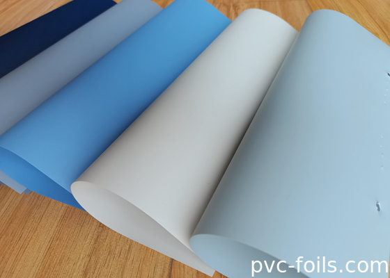 Película de PVC autoadhesiva de color sólido azul súper mate para decoración del hogar DIY