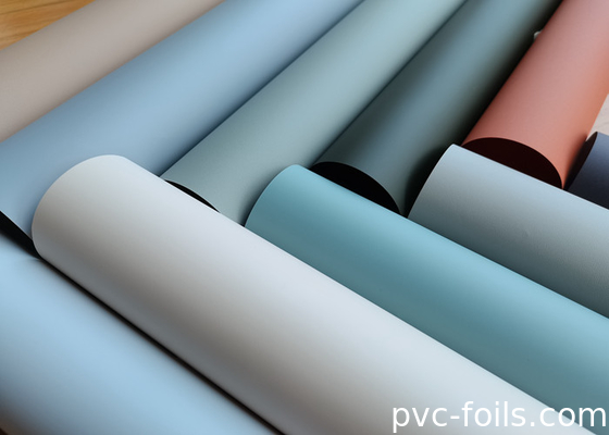 Película decorativa de PVC de color Pantone súper mate para puertas interiores
