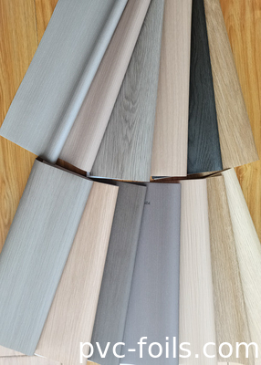 Película interior de PVC de grano de madera mate para decoración de la superficie de los muebles