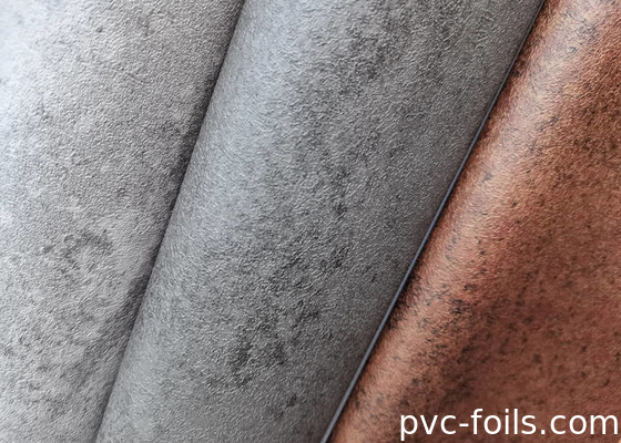 Película de PVC de textura de cemento grabado al vacío para aplicaciones interiores modernas