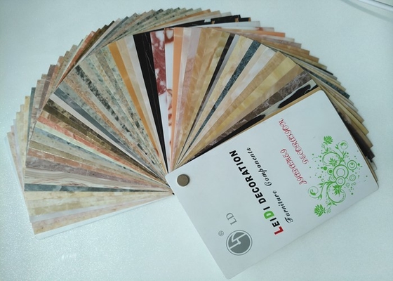 Película decorativa del PVC del efecto de mármol de encargo para el embalaje del travesaño de la ventana